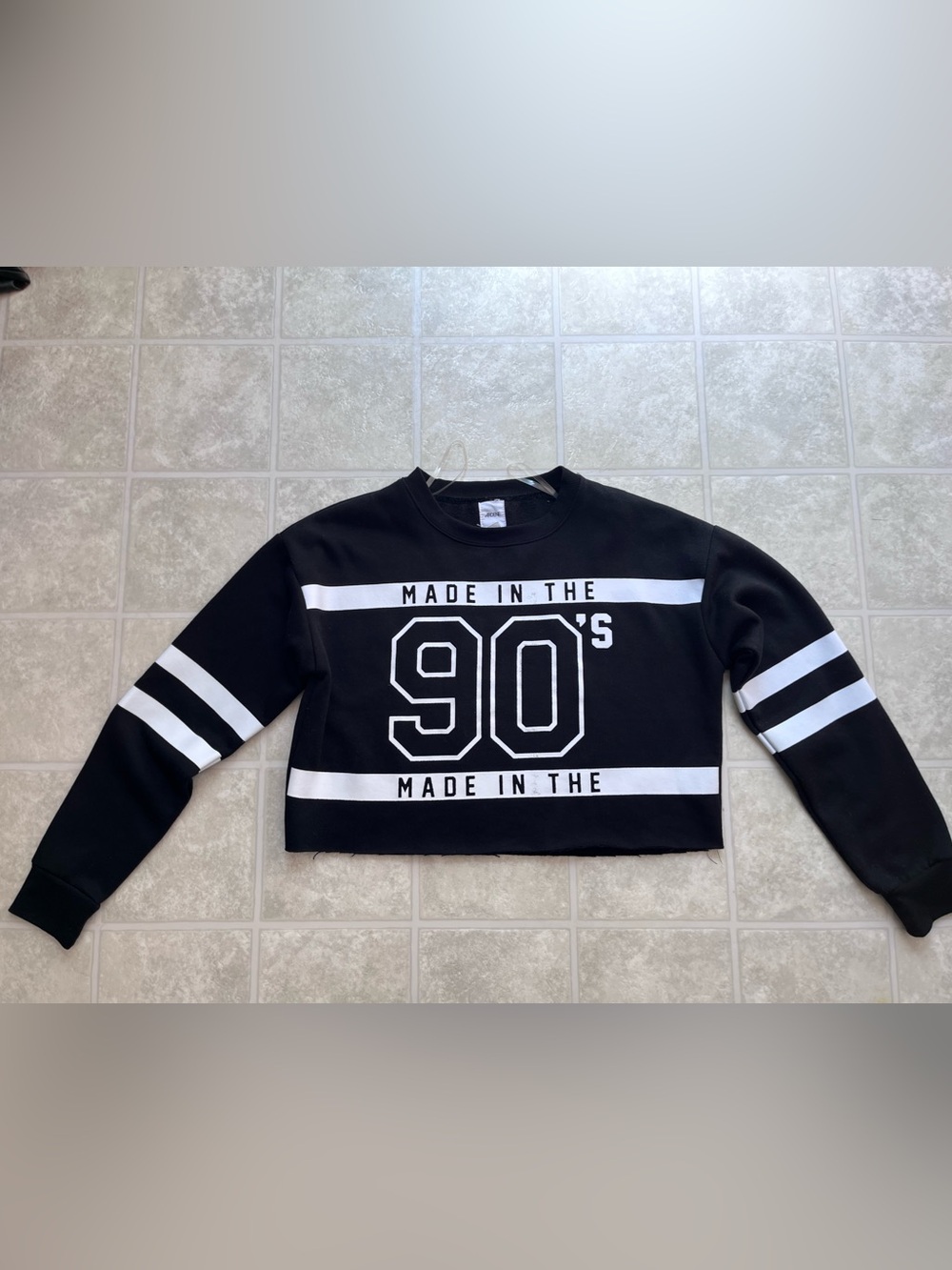 Ardene Made In The 90’s Long Sleeve Crop Top Sweatshirt Size Medium